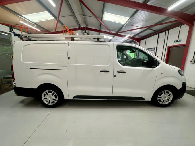 2025 Vauxhall Vivaro