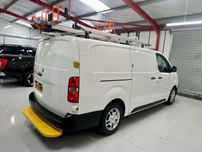 2025 Vauxhall Vivaro