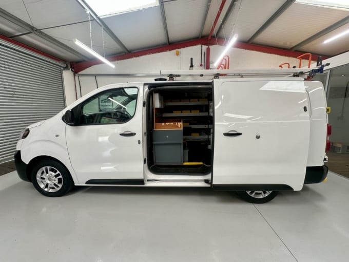 2025 Vauxhall Vivaro