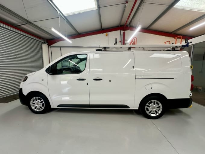 2025 Vauxhall Vivaro