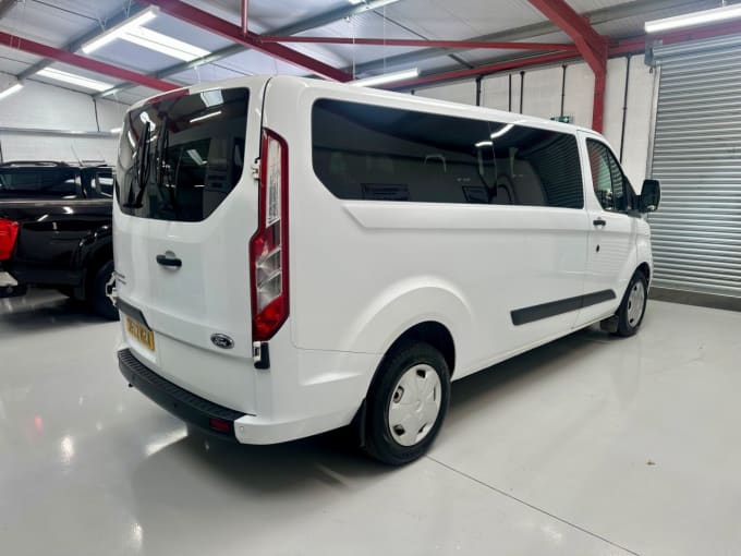 2025 Ford Transit Custom
