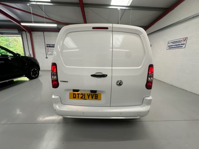 2025 Vauxhall Combo
