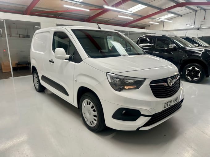 2025 Vauxhall Combo