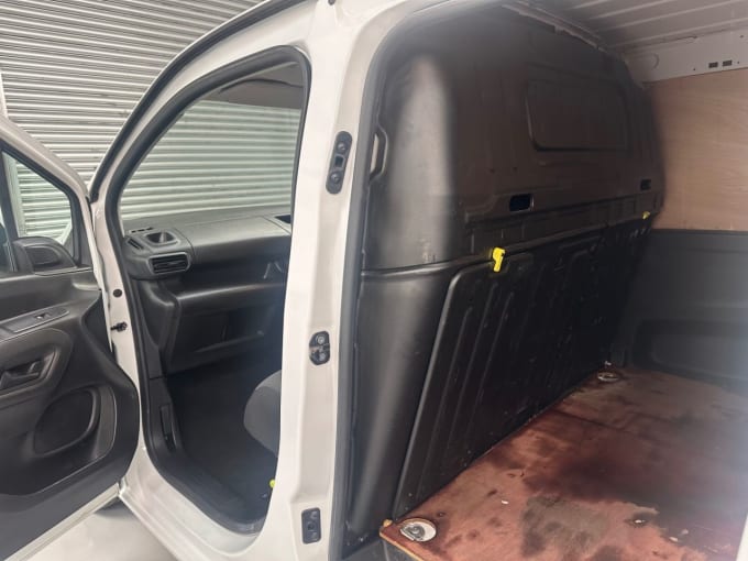 2025 Vauxhall Combo