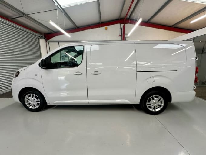 2025 Vauxhall Vivaro