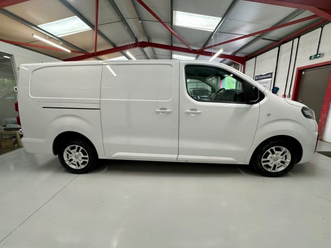 2025 Vauxhall Vivaro