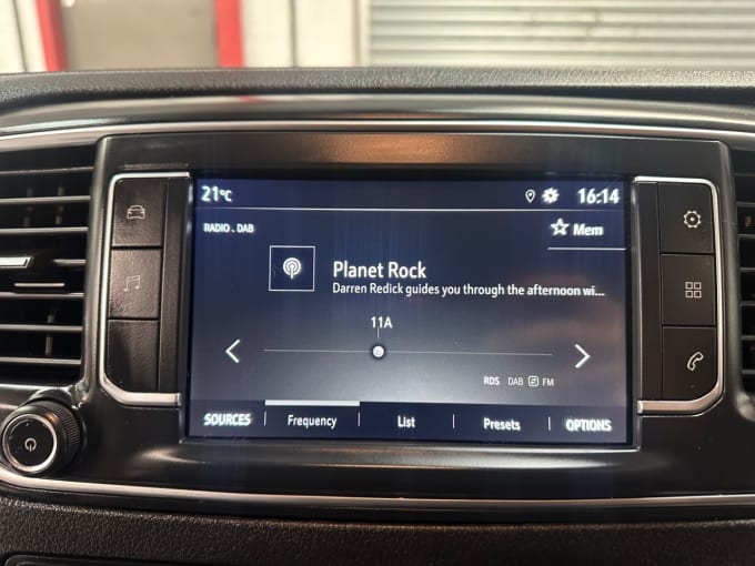 2025 Vauxhall Vivaro