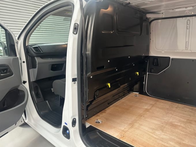 2025 Vauxhall Vivaro