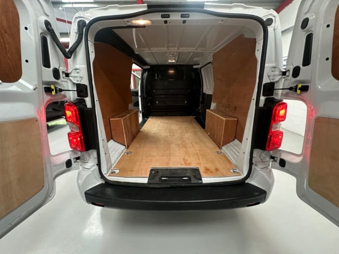 2025 Vauxhall Vivaro