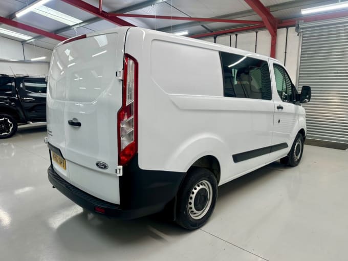 2025 Ford Transit Custom