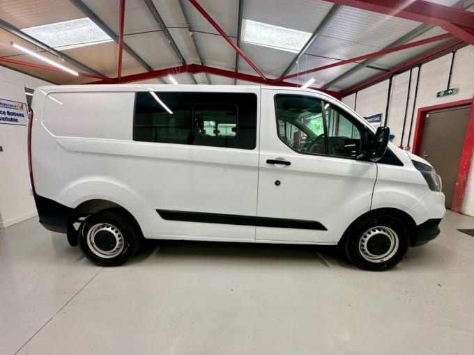 2025 Ford Transit Custom