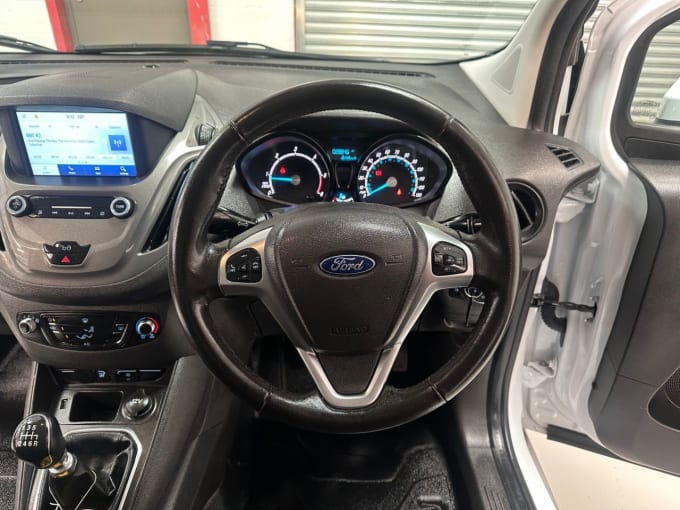 2025 Ford Transit Courier