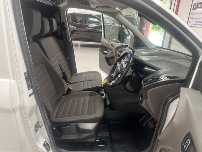 2025 Ford Transit Connect