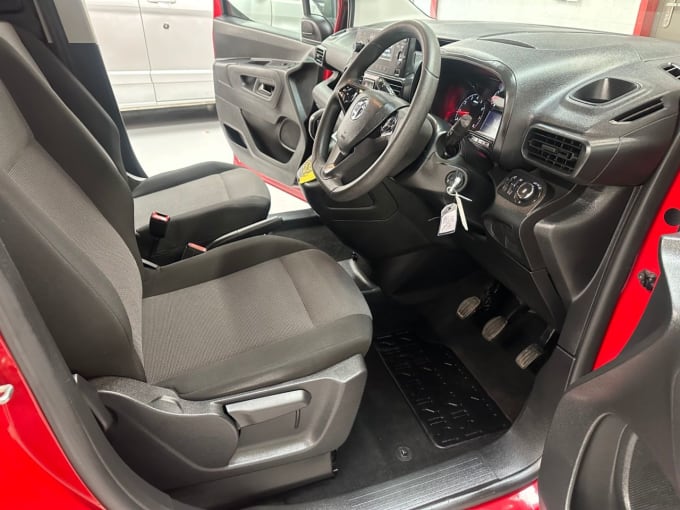 2025 Vauxhall Combo