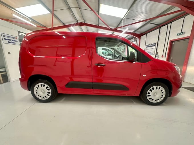 2025 Vauxhall Combo