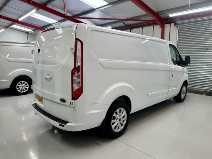 2025 Ford Transit Custom