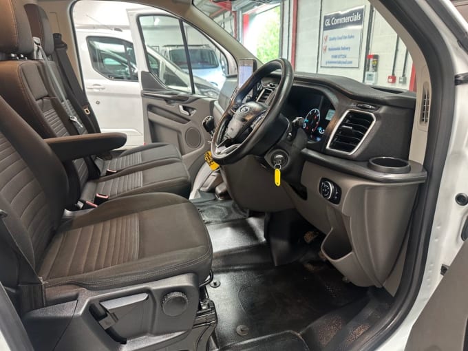 2025 Ford Transit Custom