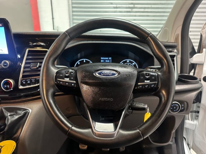 2025 Ford Transit Custom