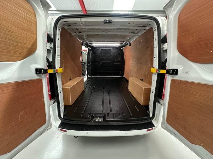 2025 Ford Transit Custom