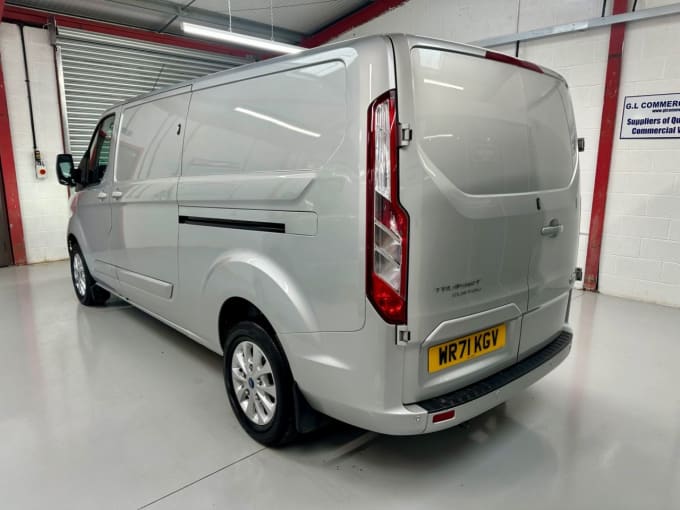 2025 Ford Transit Custom