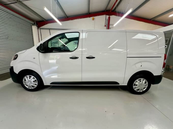 2025 Vauxhall Vivaro