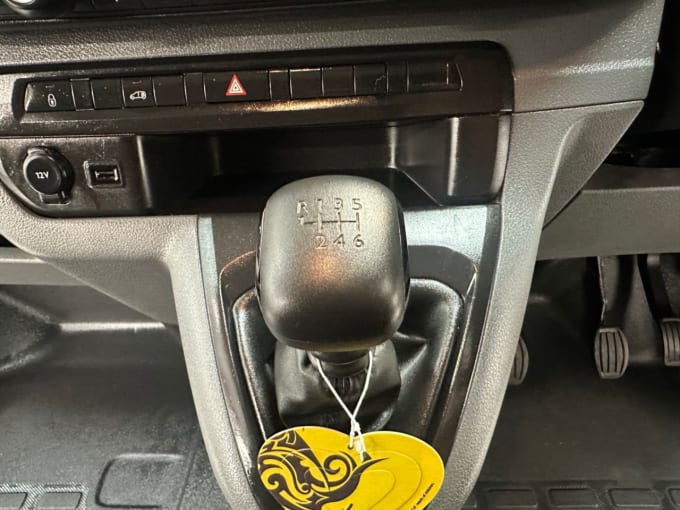 2025 Vauxhall Vivaro
