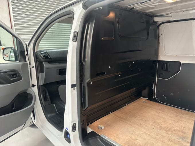2025 Vauxhall Vivaro