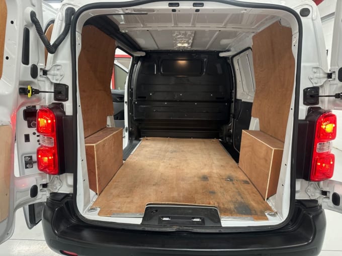 2025 Vauxhall Vivaro