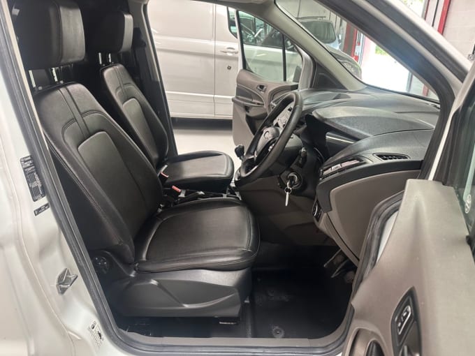 2025 Ford Transit Connect