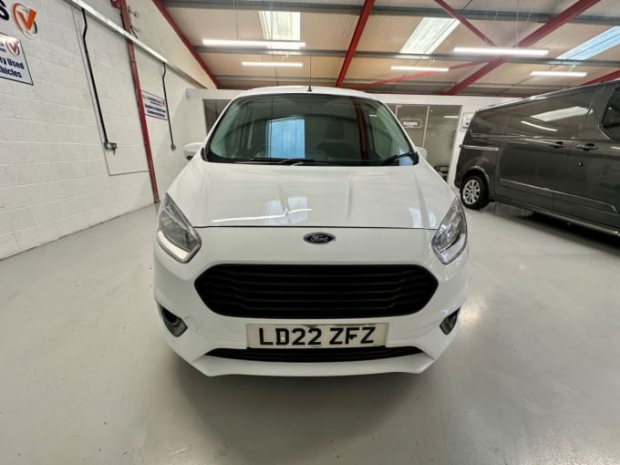 2025 Ford Transit Courier