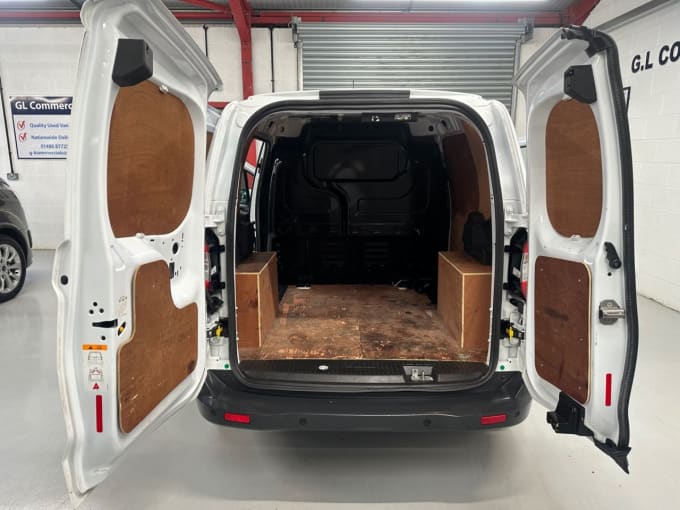2025 Ford Transit Courier