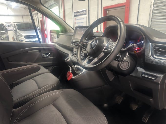 2025 Renault Trafic