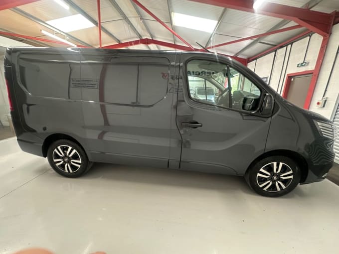 2025 Renault Trafic
