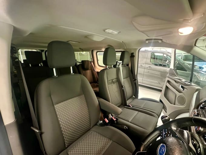 2025 Ford Transit Custom