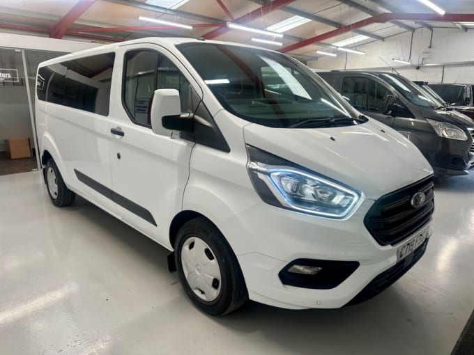 2025 Ford Transit Custom