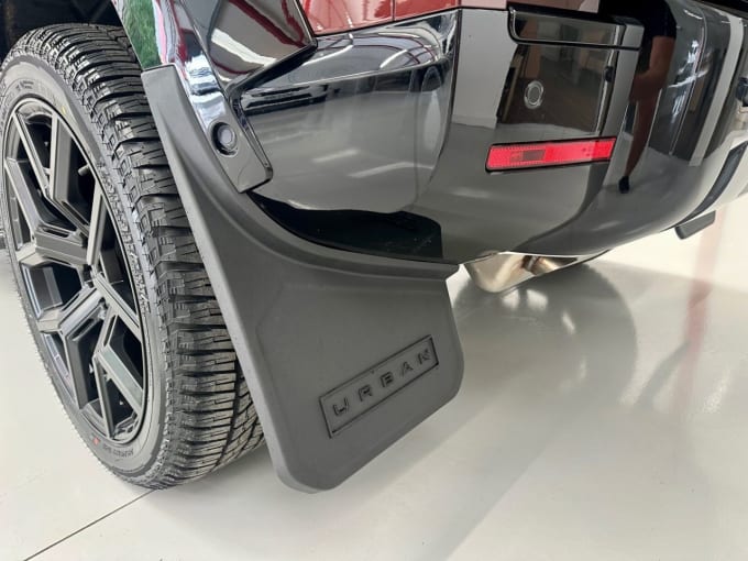 2025 Land Rover Defender