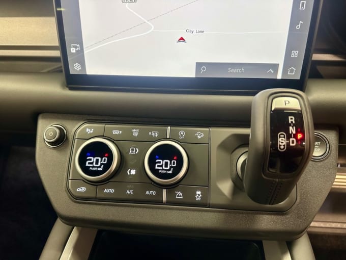 2025 Land Rover Defender