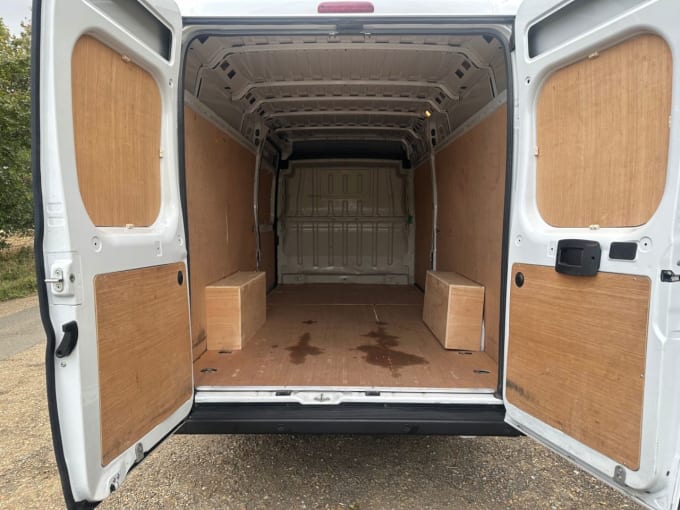 2023 Peugeot Boxer