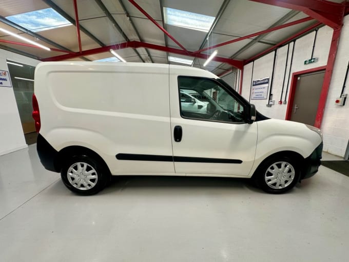 2025 Vauxhall Combo