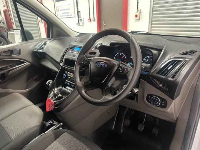 2025 Ford Transit Connect