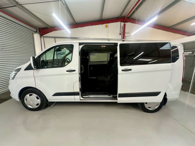 2025 Ford Transit Custom