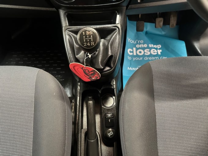 2015 Peugeot Bipper