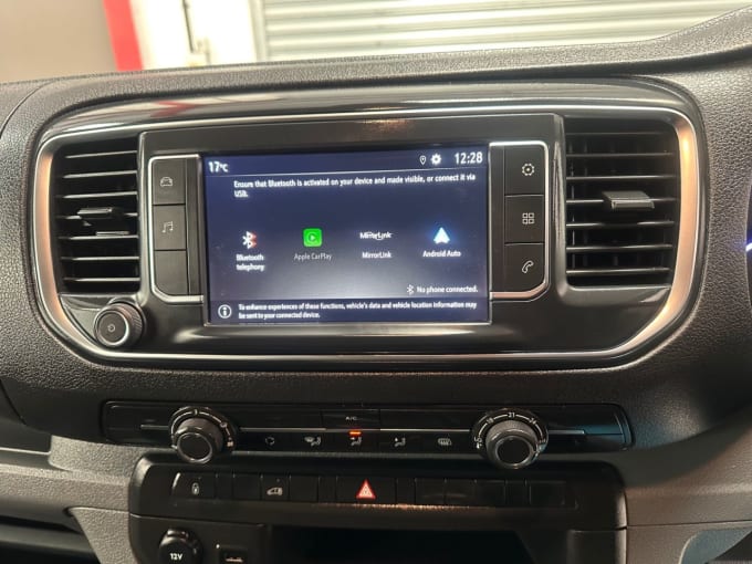 2022 Vauxhall Vivaro