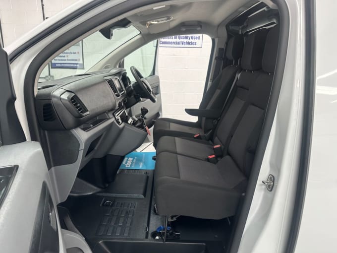 2022 Vauxhall Vivaro