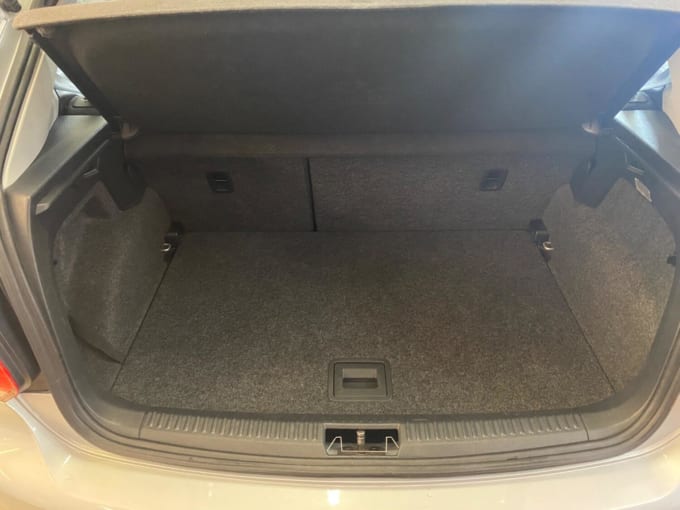 2010 Volkswagen Polo