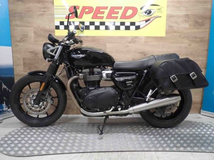 2025 Triumph Bonneville Street Twin