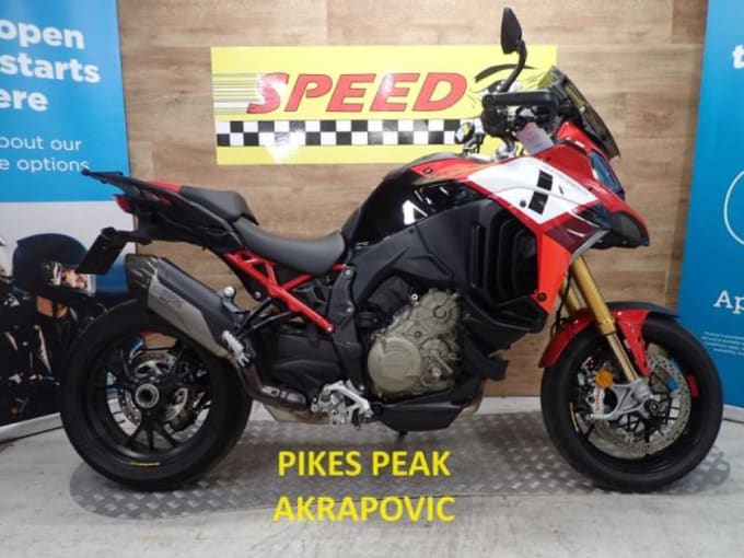 2025 Ducati Multistrada V4 Pikes Peak