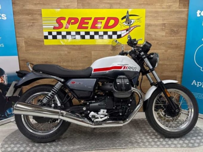 2025 Moto Guzzi V7 Iv Special