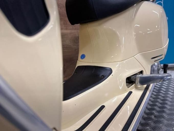 2025 Piaggio Vespa Gtv 125