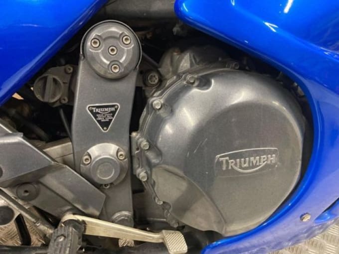 2025 Triumph Sprint 885